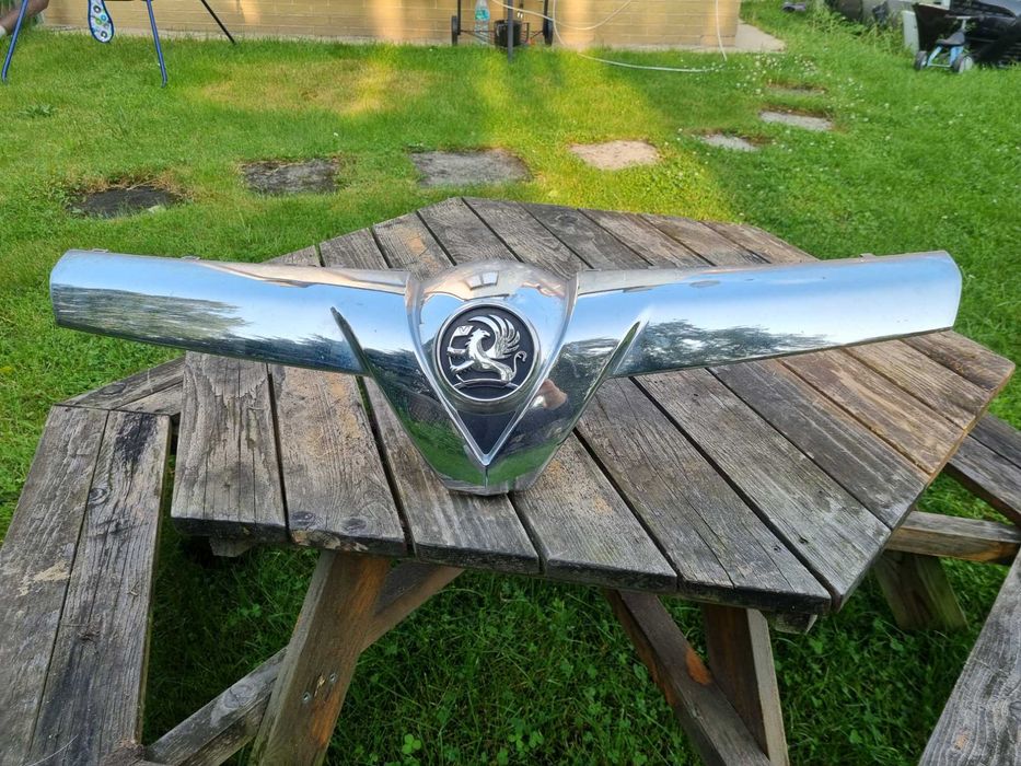 OPEL VECTRA C po lift (05-08)- CHROM grilla - atrapy Anglik