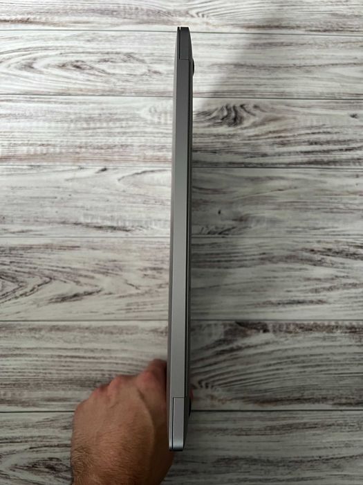 Apple Macbook Air 2020 M1 / 16Gb / SSD 256Gb