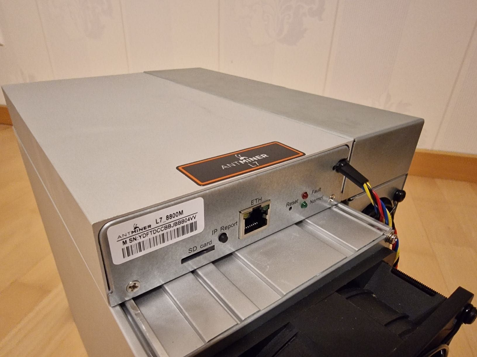 Antminer L7 (8.8Gb)
