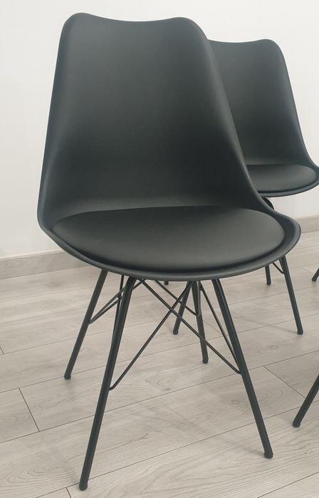 Zestaw 4 krzeseł loft czarne