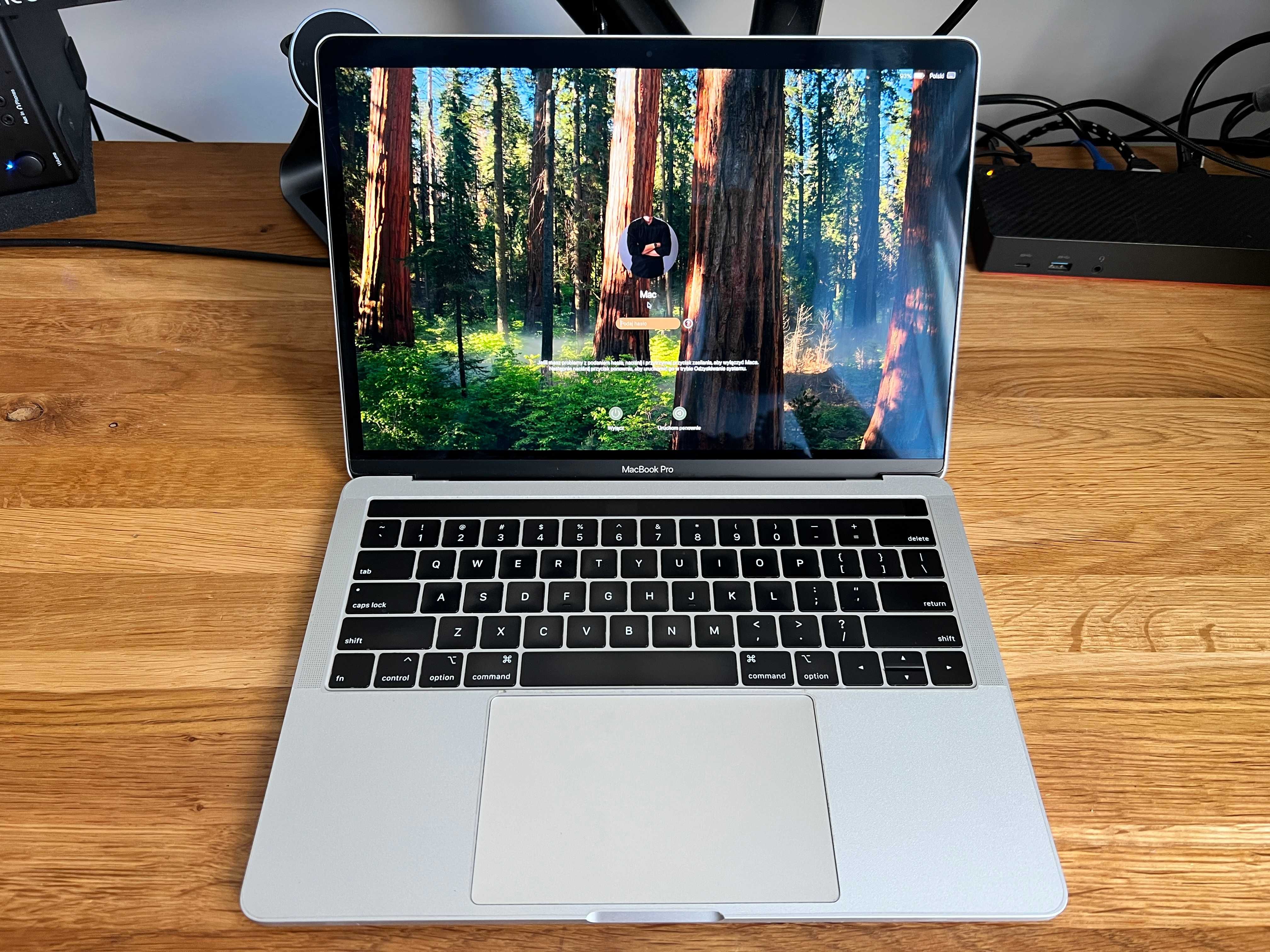 MacBook Pro 13” 2019 • i5 2.4 • 16GB • 512GB • Iris 655 • st. idealny