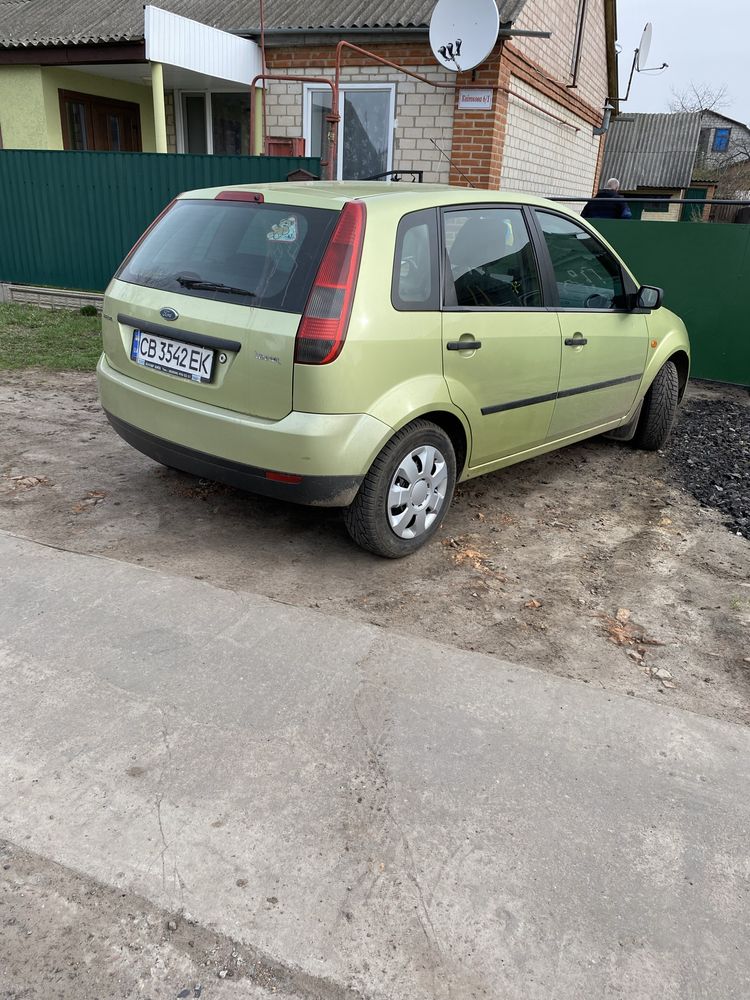 Автомобіль Ford Fiesta