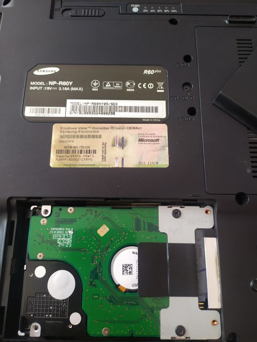 Ноутбук Samsung r60 plus