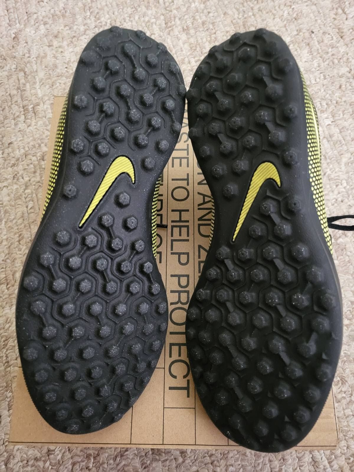 Бутсы (сороконожки) Nike оригинал