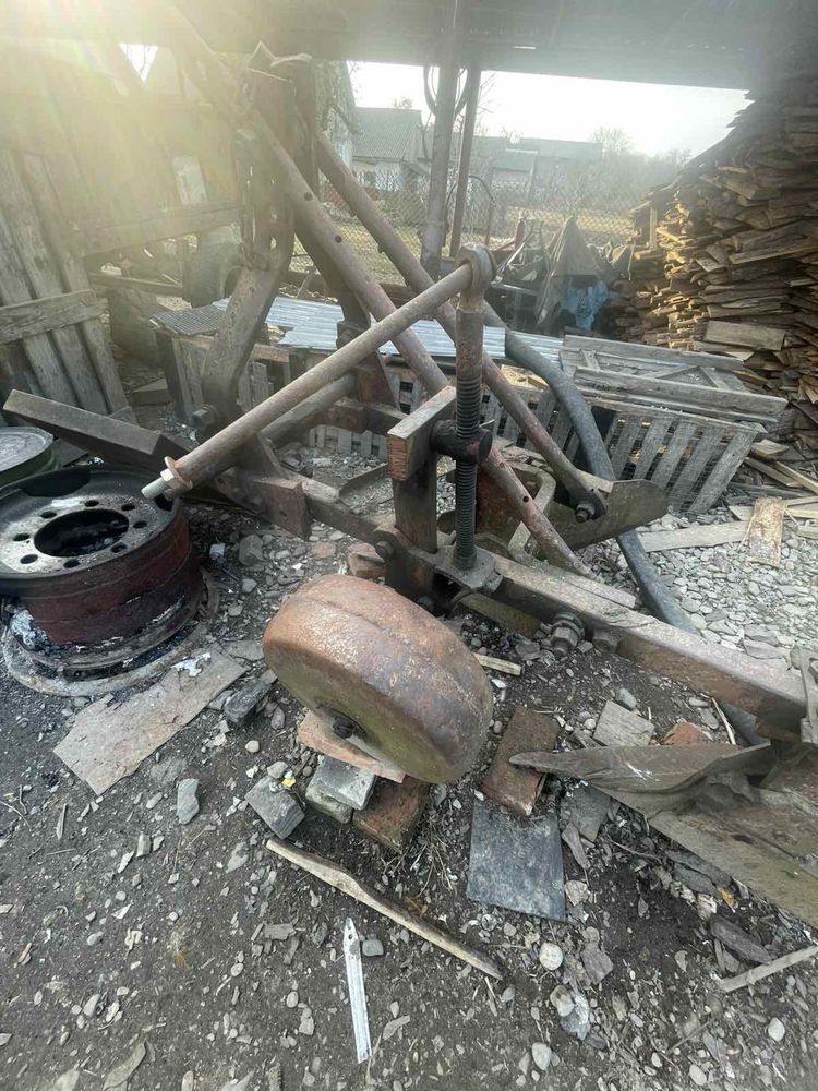 Плуг 2-35 до юмз, т40, та інших тракторів