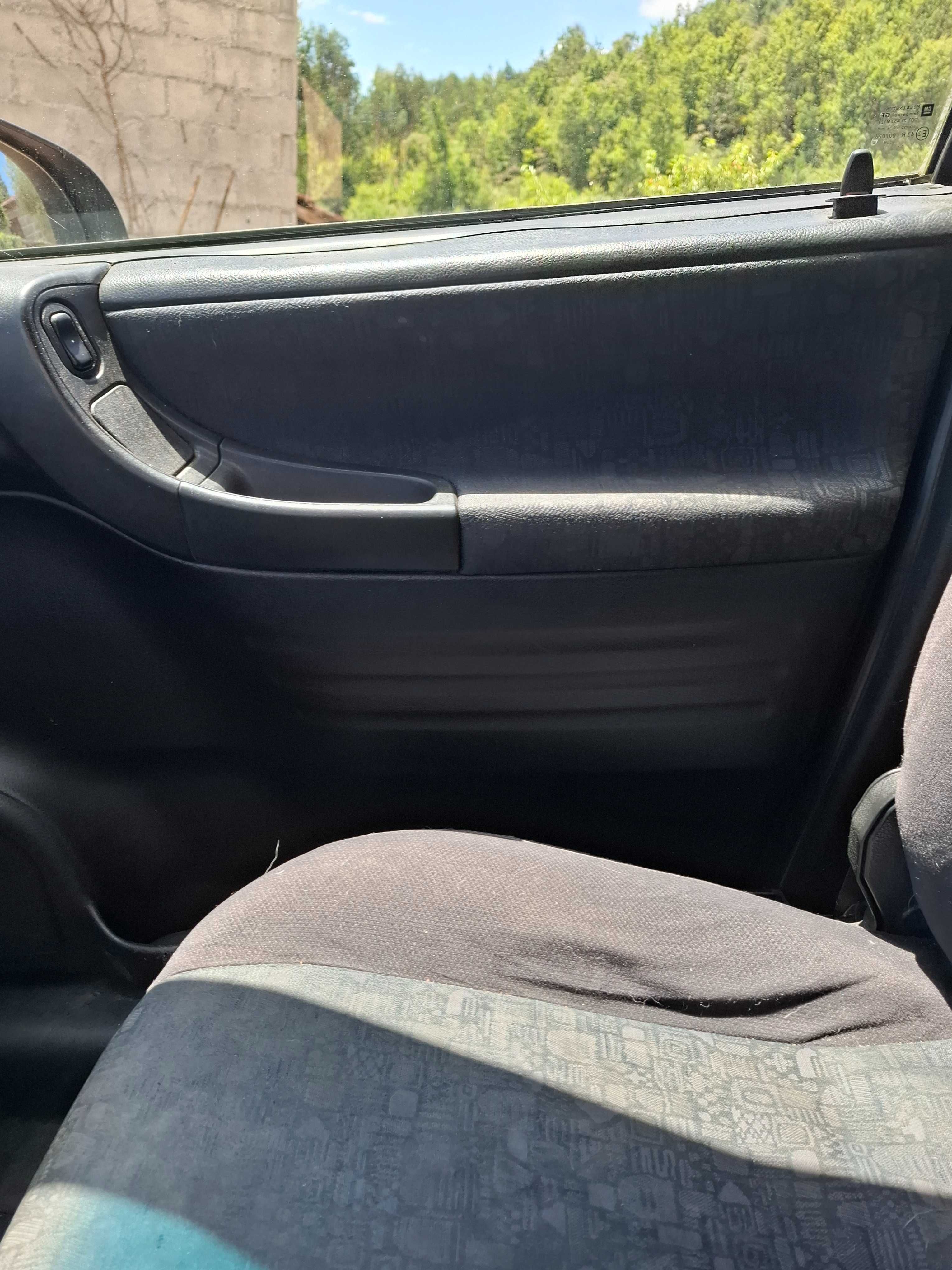 Opel zafira 1.6 16v
