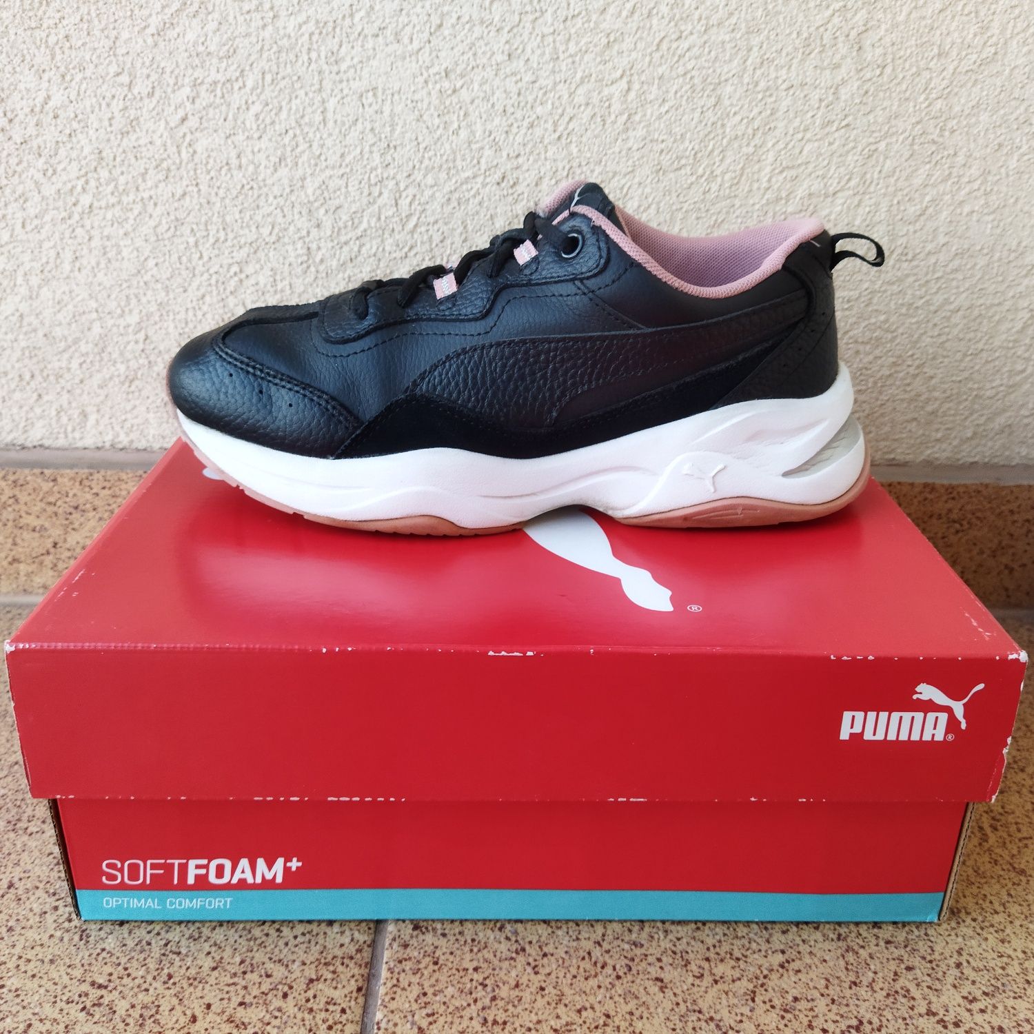 Buty sportowe Sneakersy Puma cilia 37