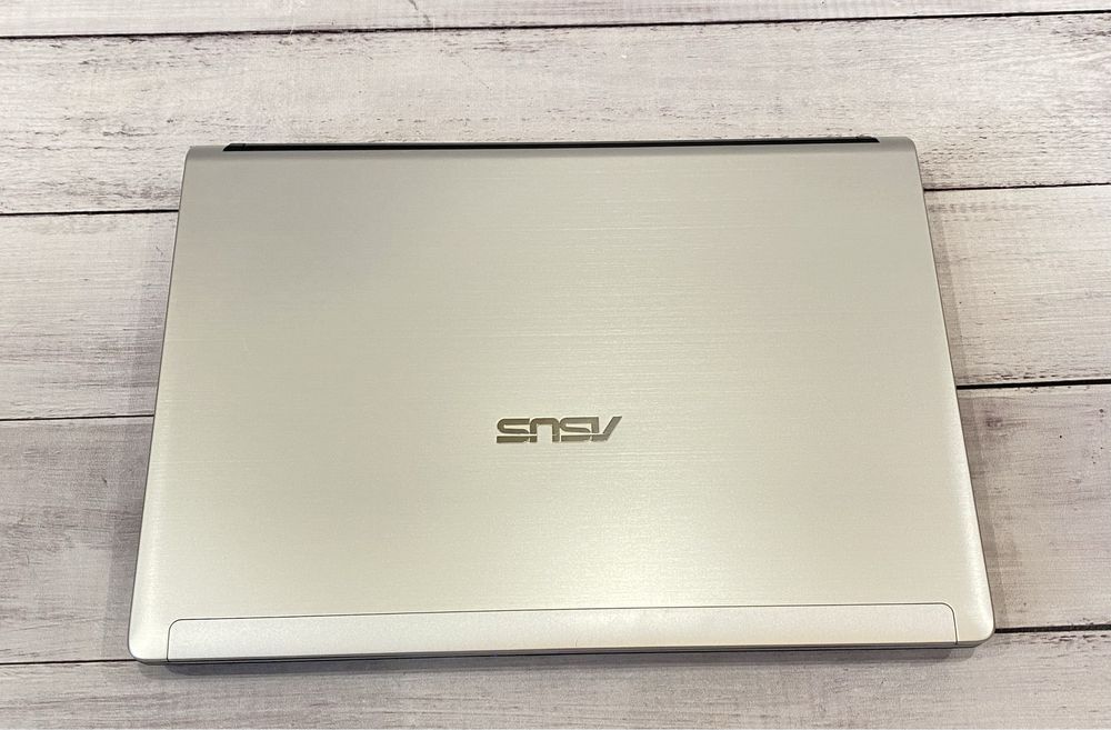 Ноутбук Asus UL30A 13.3’’ Genuine U7300 4GB ОЗУ/ 500GB HDD (r1583)