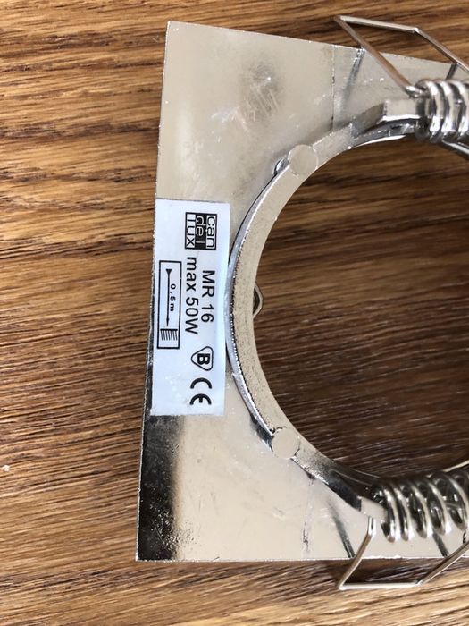 Oprawa sufitowe  stal szczotkowana ok 20 sztuk