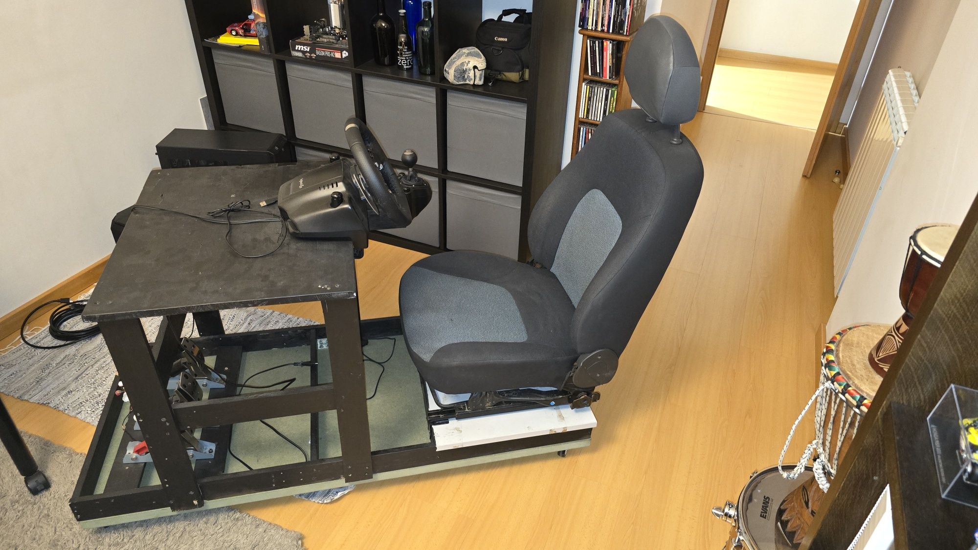 Logitech G920 shifter + cockpit