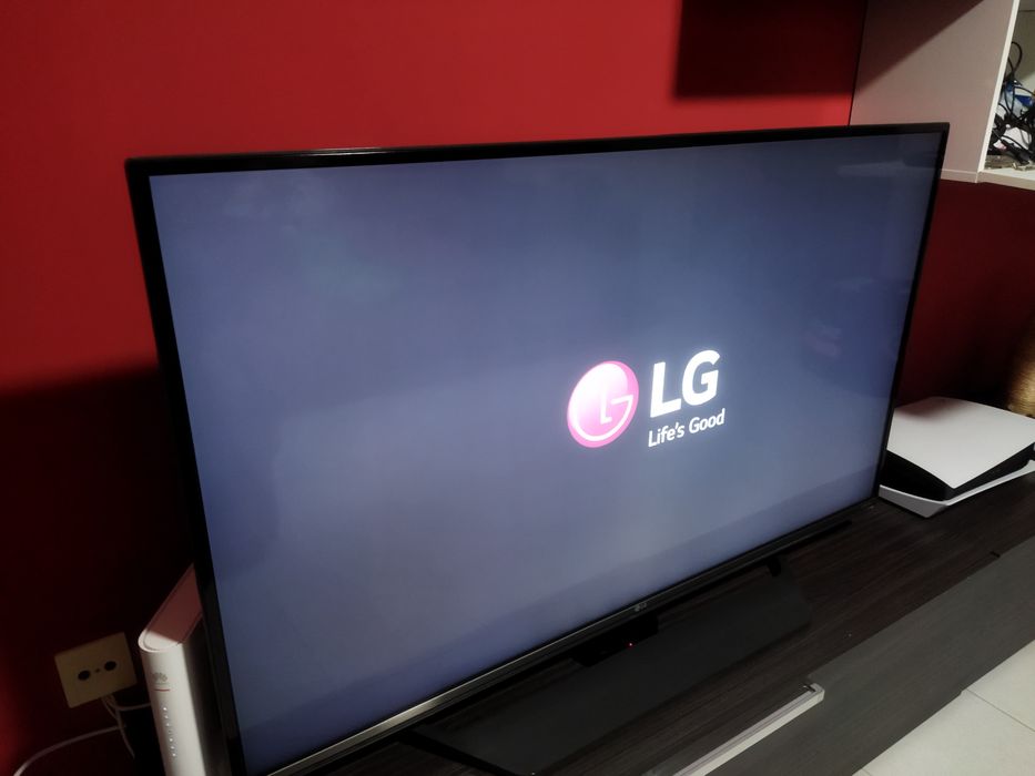 LG 49UF770V 7 Ultra Series - 49" LED-backlit LCD TV - 4K