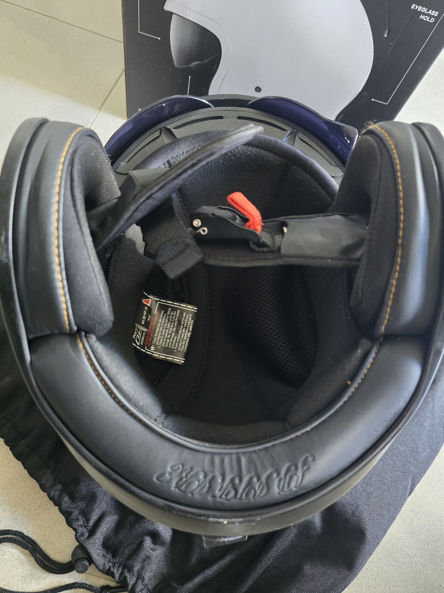 Kask motocyklowy LS2 Helmets Matt Black z blendą rozmiar XL