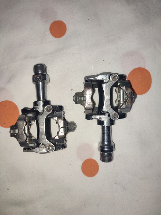 Pedais de encaixe BTT estrada