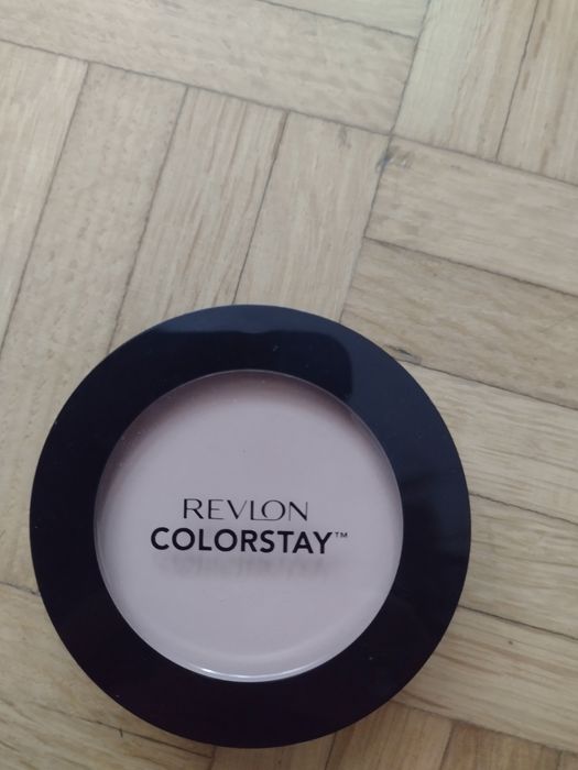 Puder prasowany RevlonColorstay