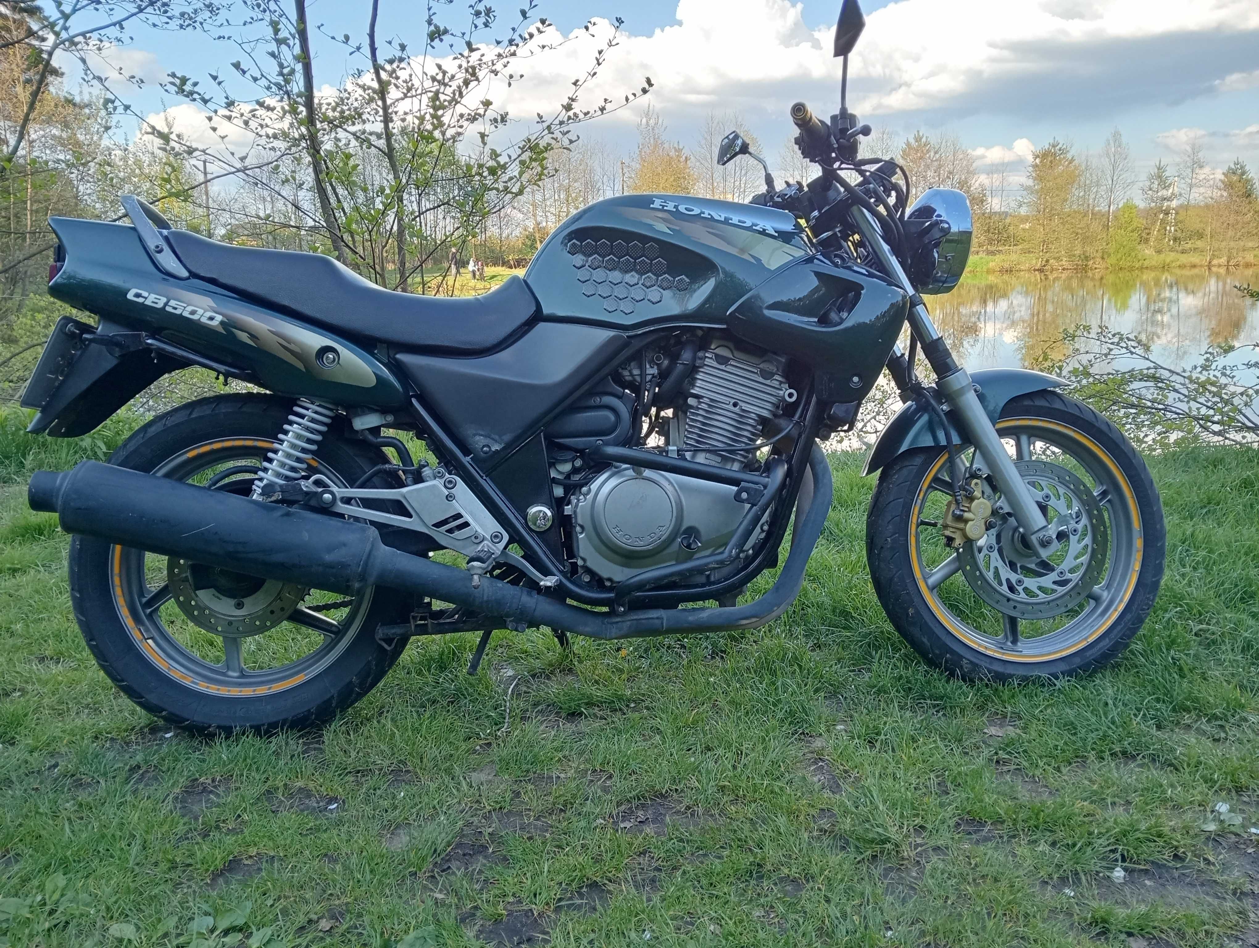 Продам Honda cb500