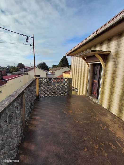 IMÓVEL BANCO. Moradia T3 C/Terraço p/ Remodelar  Perafita, Matosinhos