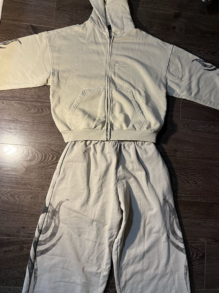 Штани balenciaga Natural Y2K Baggy Sweatpants баленсиага opium vamp