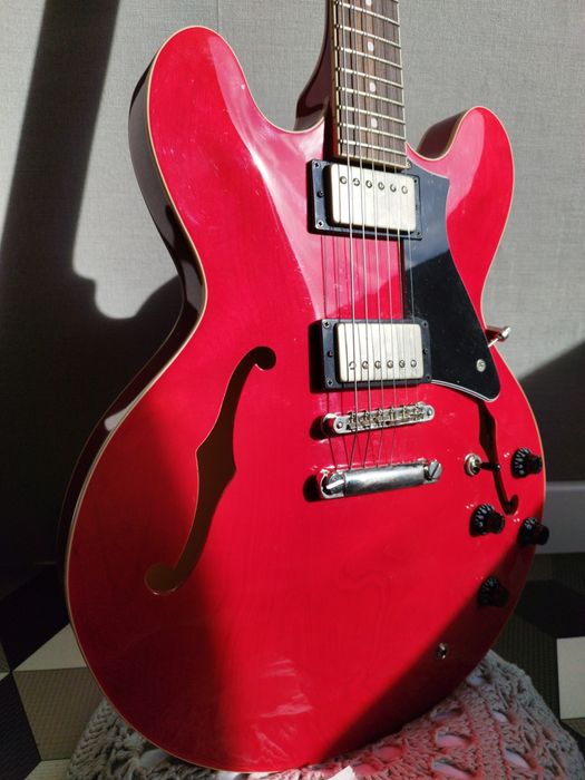Gitara elektryczna semi hollow body Cort