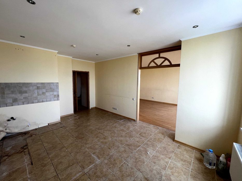 Silver Breeze, 140м2, видова 4к кв під ремонт! Дніпровська набережна 1