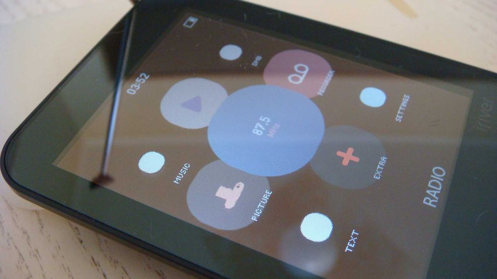 MP3-плеер iRiver B30 8 GB Black