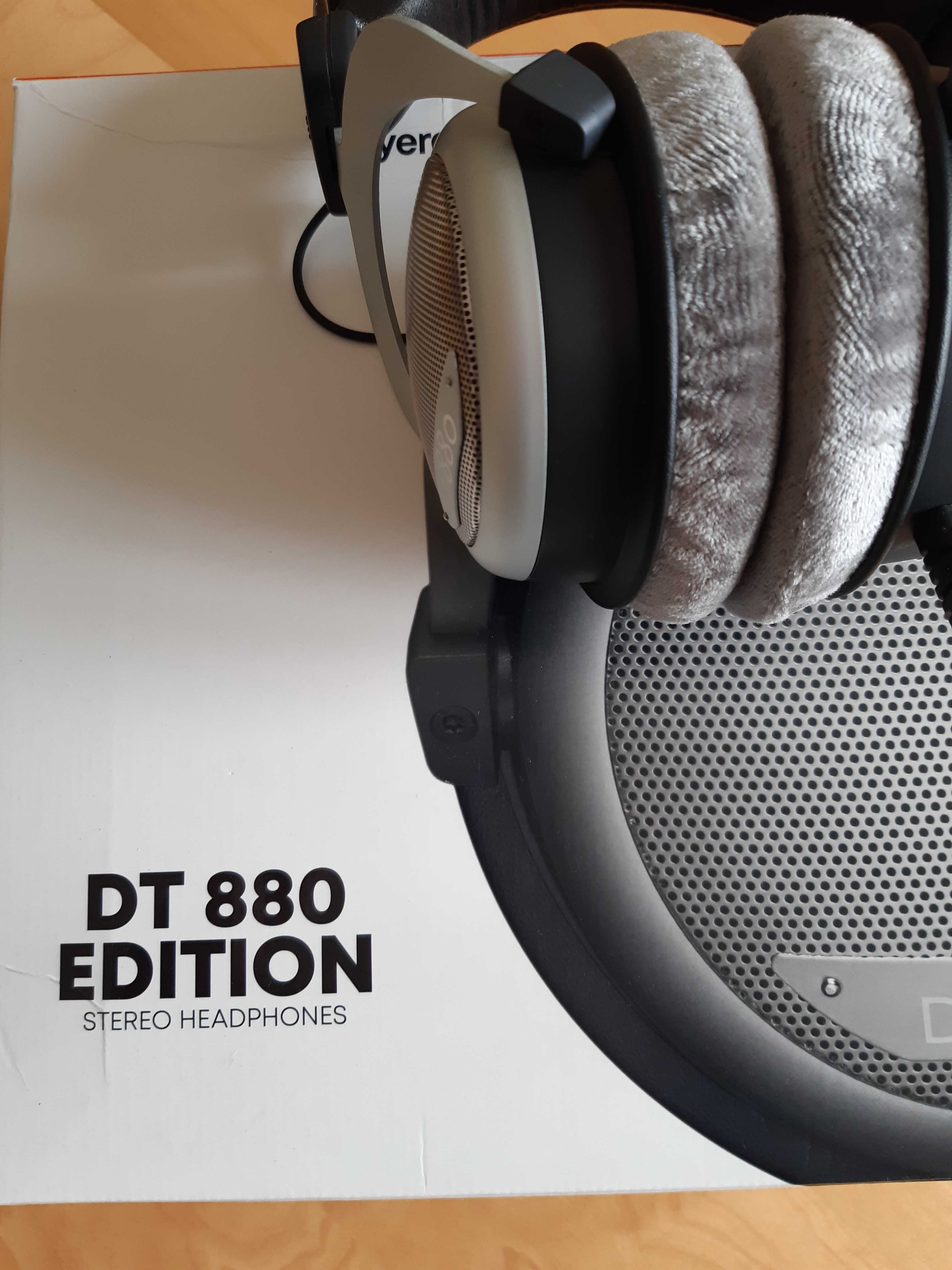 używane słuchawki  marki Beyerdynamic model DT 880 Edition 250 ohm