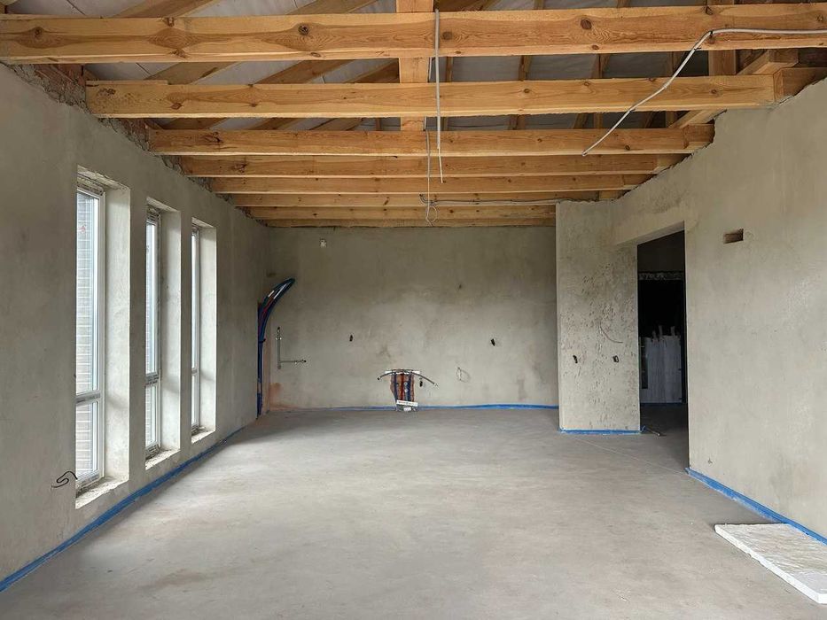 Продам сучасний будинок на ділянці 7 сот