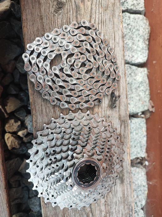 Kaseta rowerowa Shimano Deore CS-HG62-10 10 rzędów  + kmc
