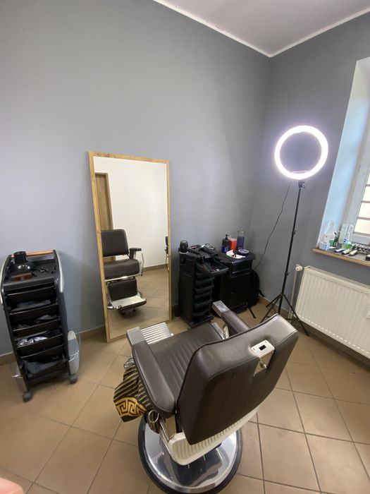 Gotowy biznes Barber / Fryzjer w pelni wyposażony Lokal w Centn Będzin