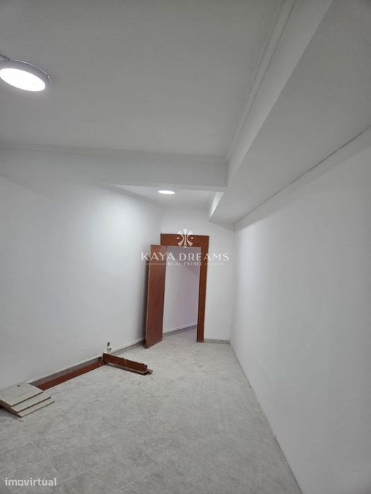 Loja em Odivelas, Póvoa de Santo Adrião