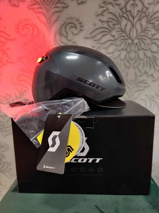 Kask Scott rower deska hulajnoga Scott doppio wbudowana  lampka  S