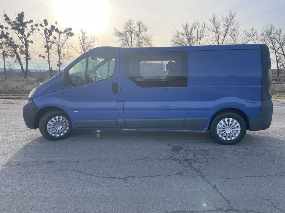 Opel Vivaro/Опель віваро/Рено трафік