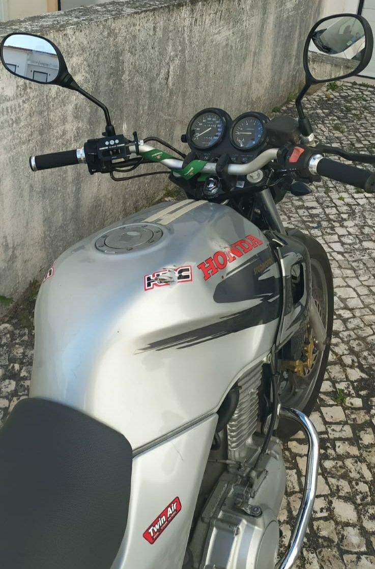 Vende se  Honda CB 500