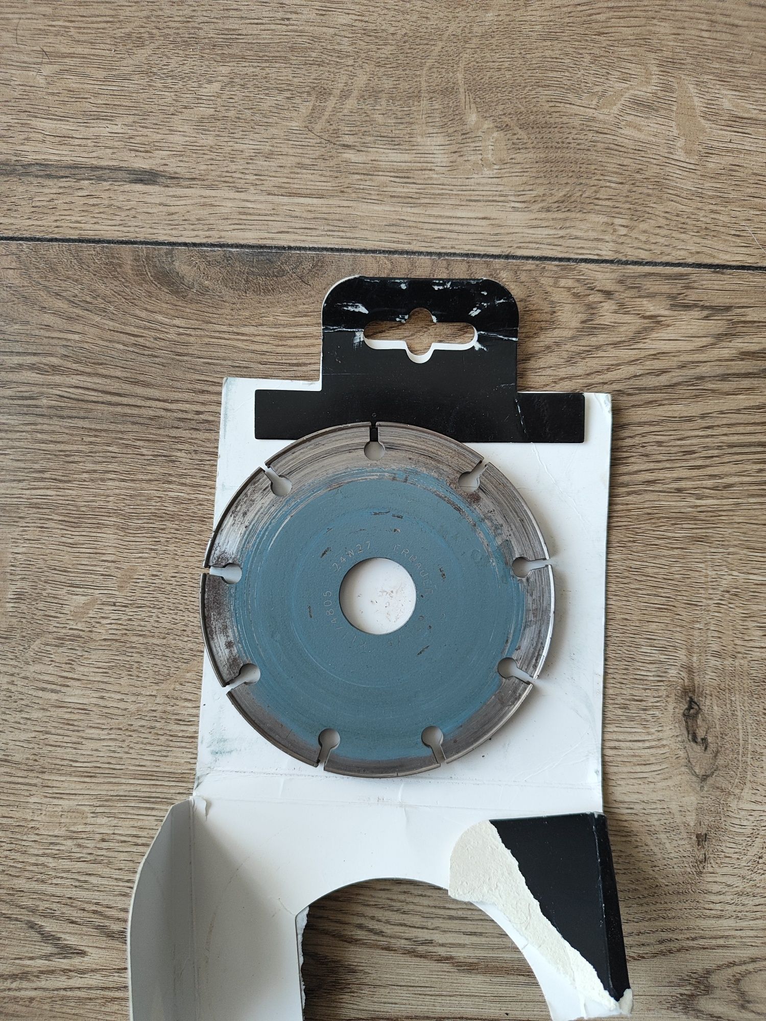 Tarcza do usuwania fug i zapraw Erbauer 115mm
