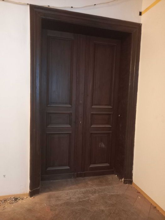 Stylowe duże drzwi dwuskrzydłowe