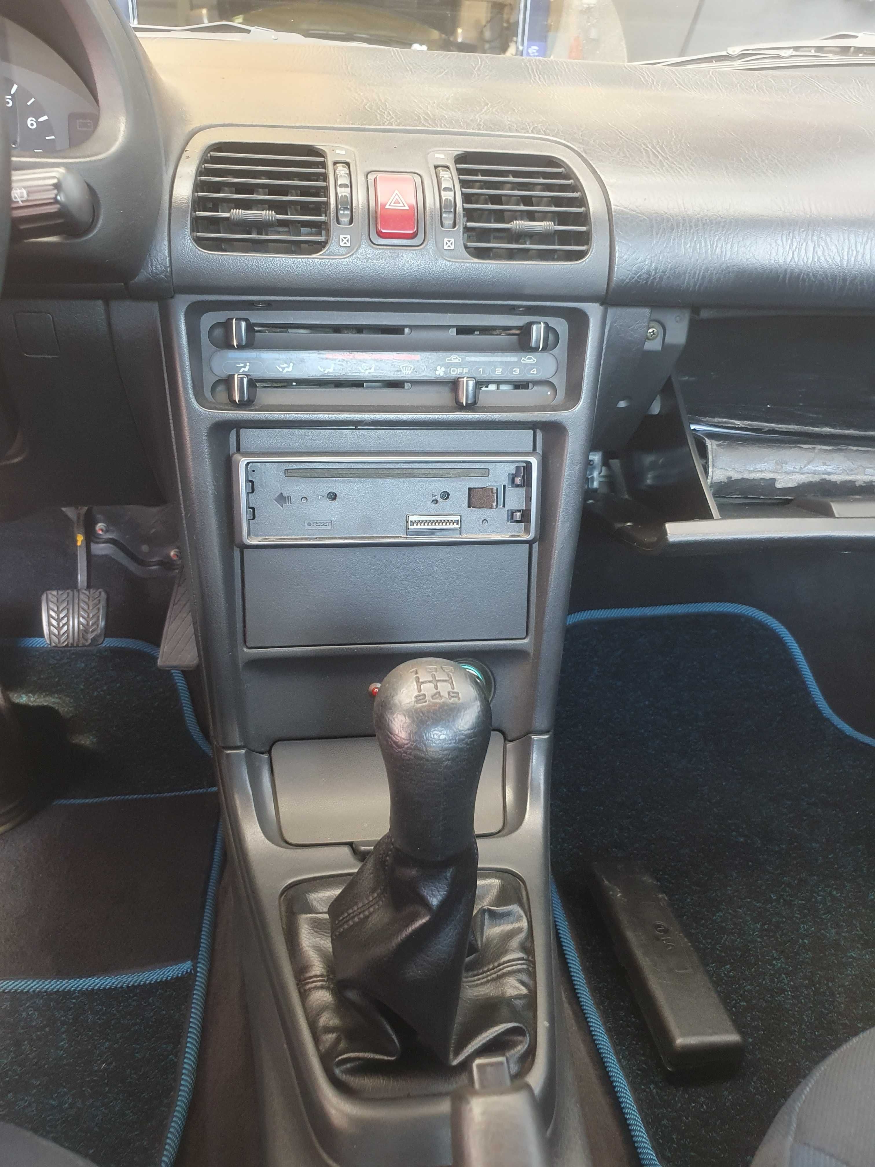 Mazda MX3 V6 1.8