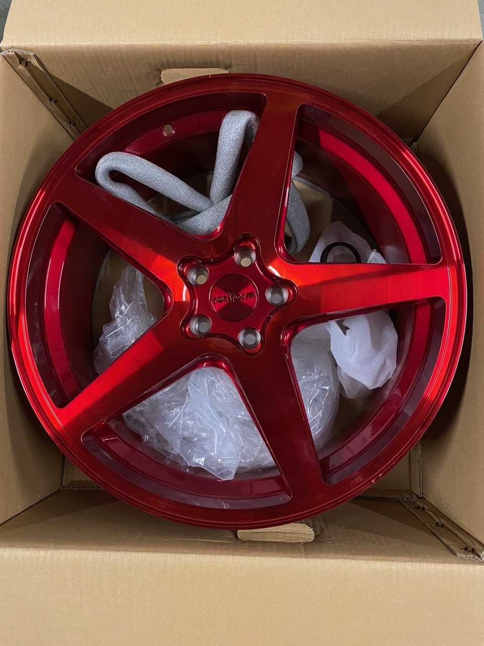 Vag Czerwone Nowe Felgi Rotiform WGR 20 X 8,5 5 X 112