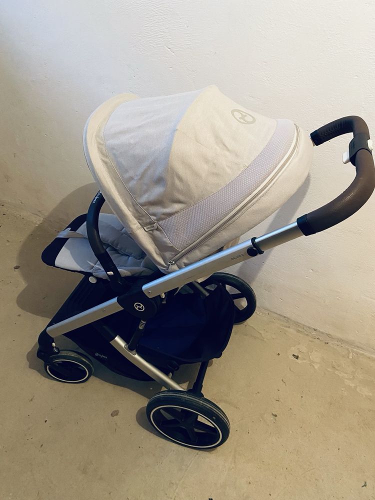 Cybex balios s lux 2023