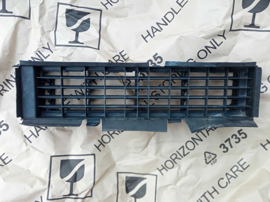 Nissan Qashqai J11 Kierownica Powietrza Zaluzja 62322 Oryginał