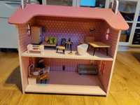 Domek dla lalek z akcesoriami