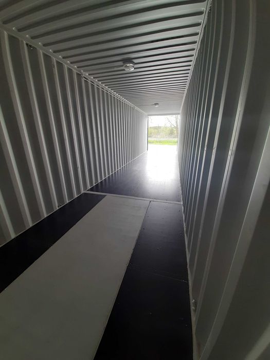 Do wynajęcia Magazyn/Garaż w Super lokalizacji.