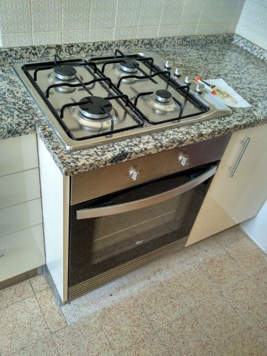 Arrendo quarto para Professores.