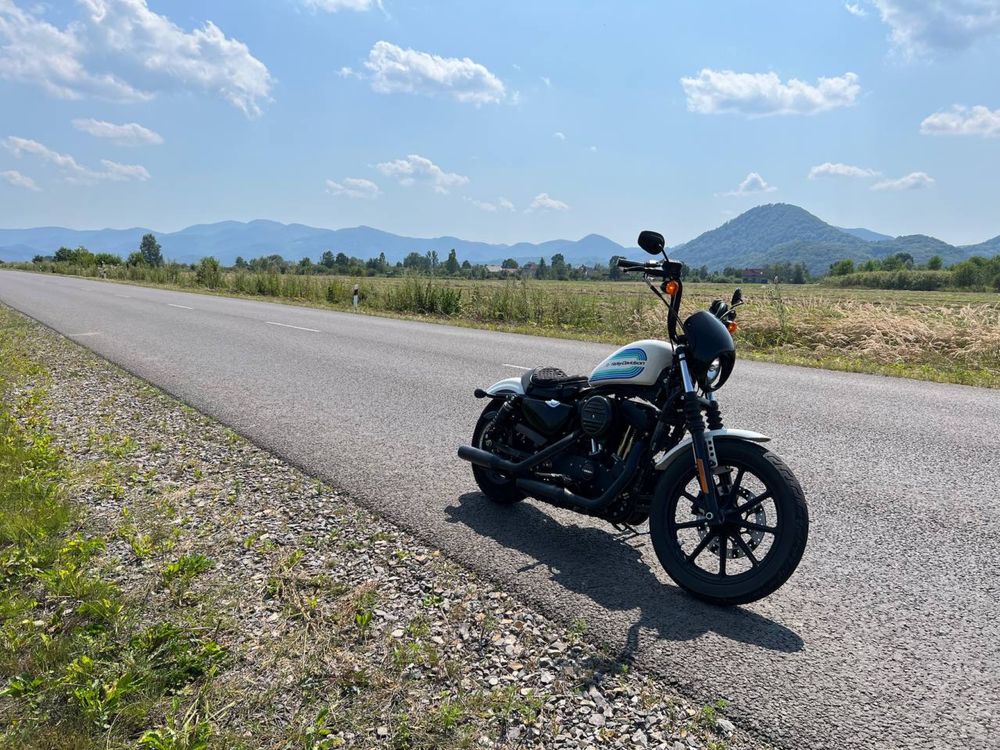 Мотоцикл Harley Davidson Sportster 1200 XL 2019 з подарунками