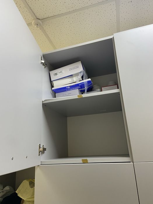 Продам вмістку шафу стан:майже нова.