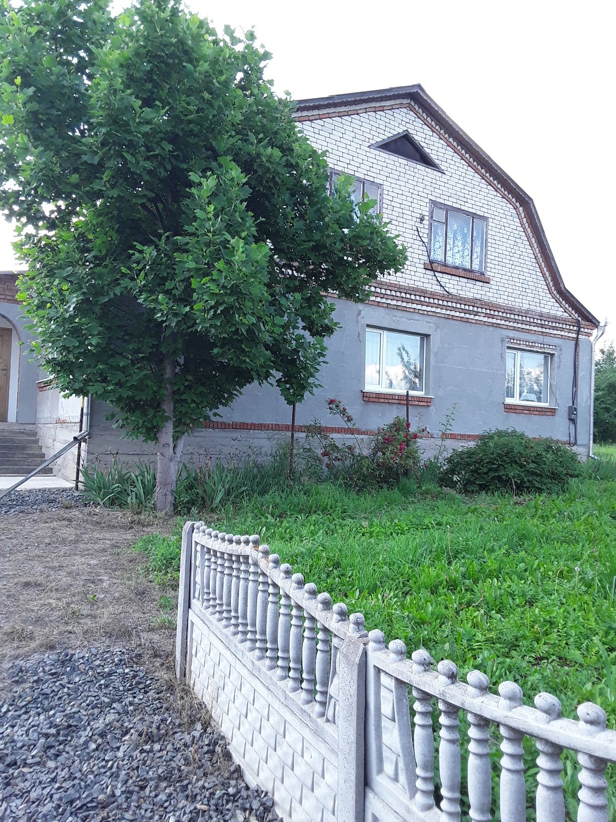 Продается комфортний будинок  в районі  Давидківці