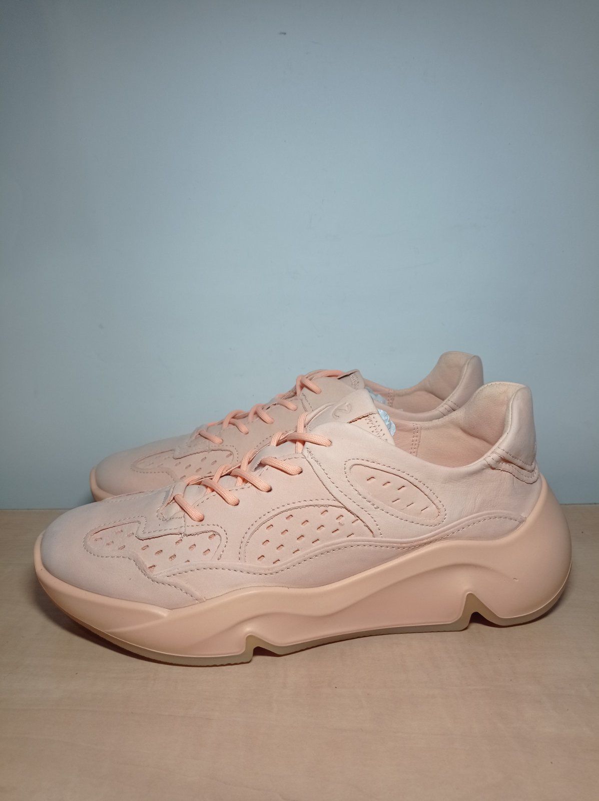 Кросівки шкіряні Ессо Chunky 40р.