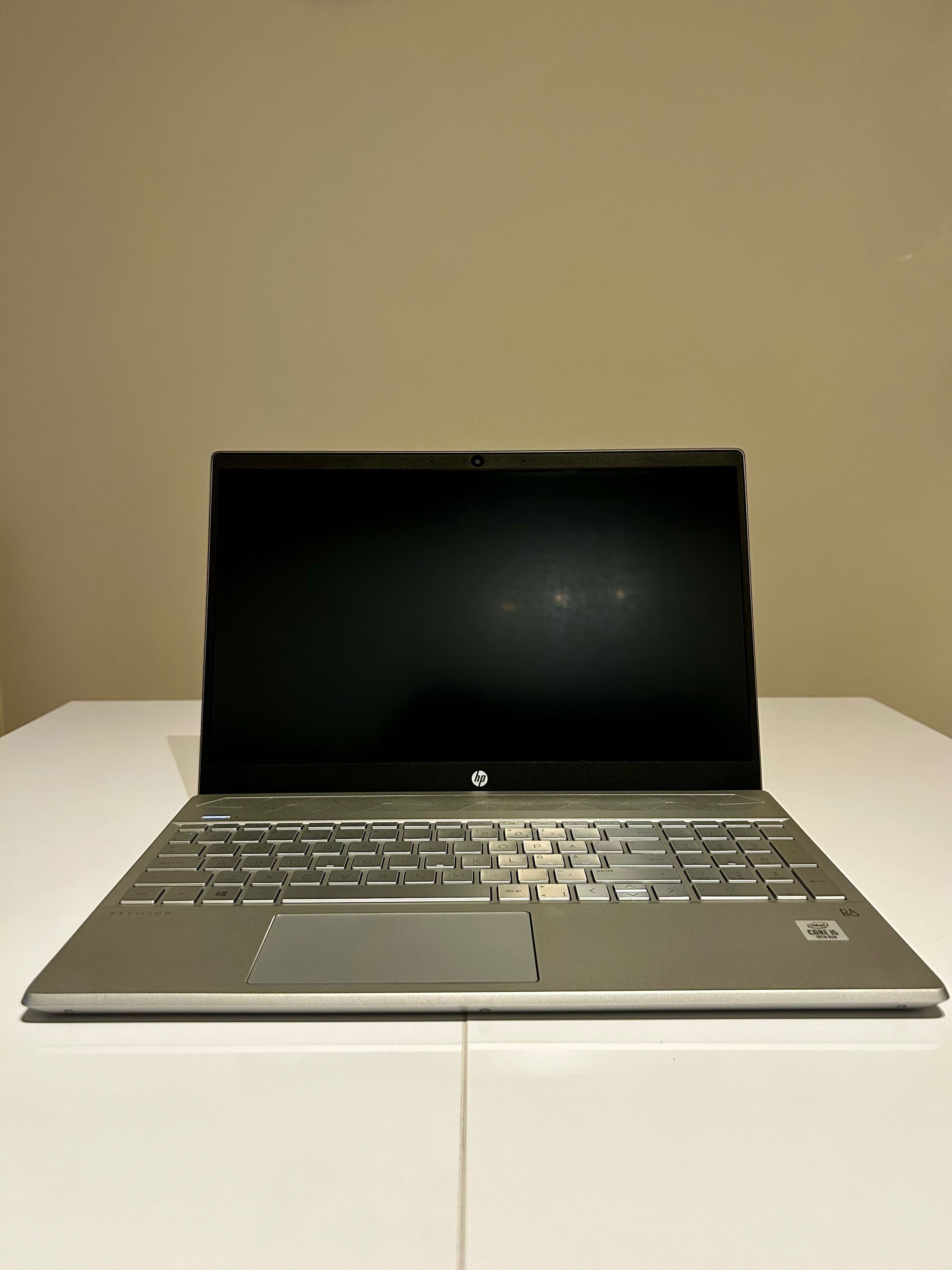 Laptop HP Pavilion - 15-cs3816n, Intel Core i5, 512 GB SSD, 8 GB RAM