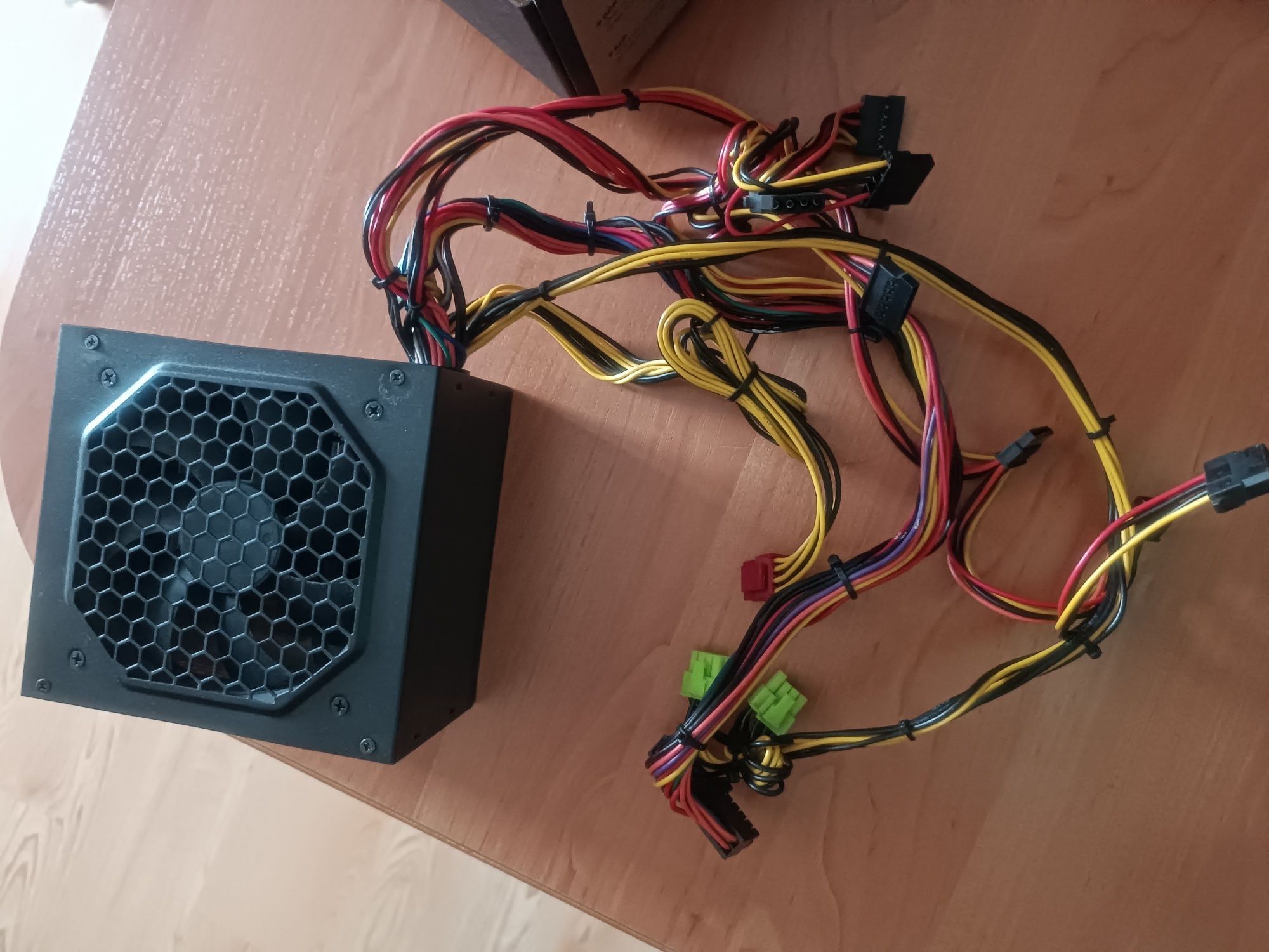Zasilacz 600W Kolink 80plus