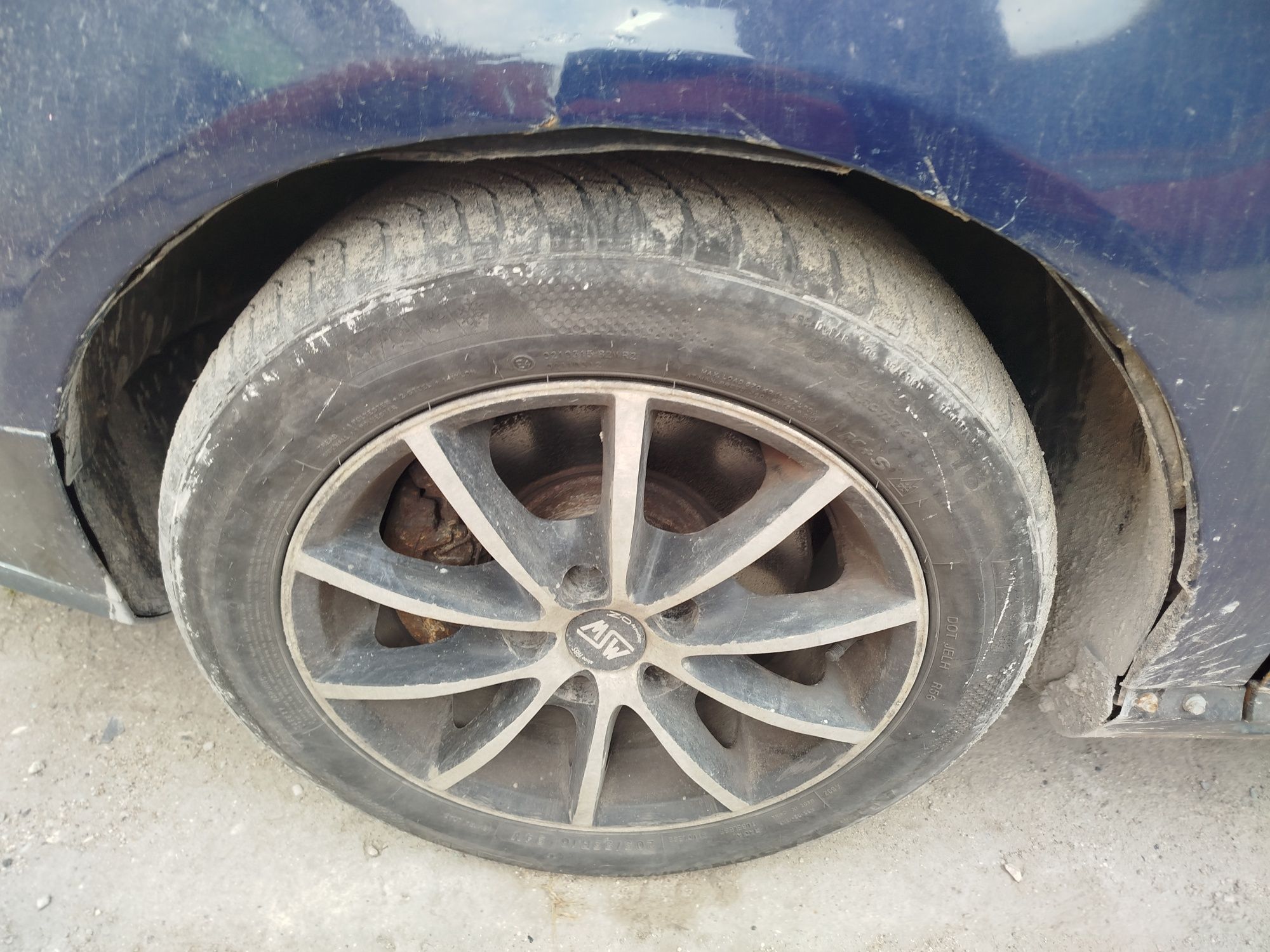 Passat B6 Koła alufelgi z oponami 16 cali wielosezonowe wysyłka