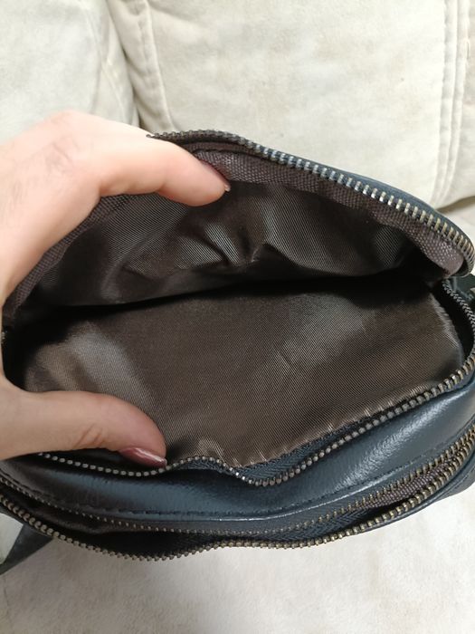 Шкіряна сумка в ідеальному стані