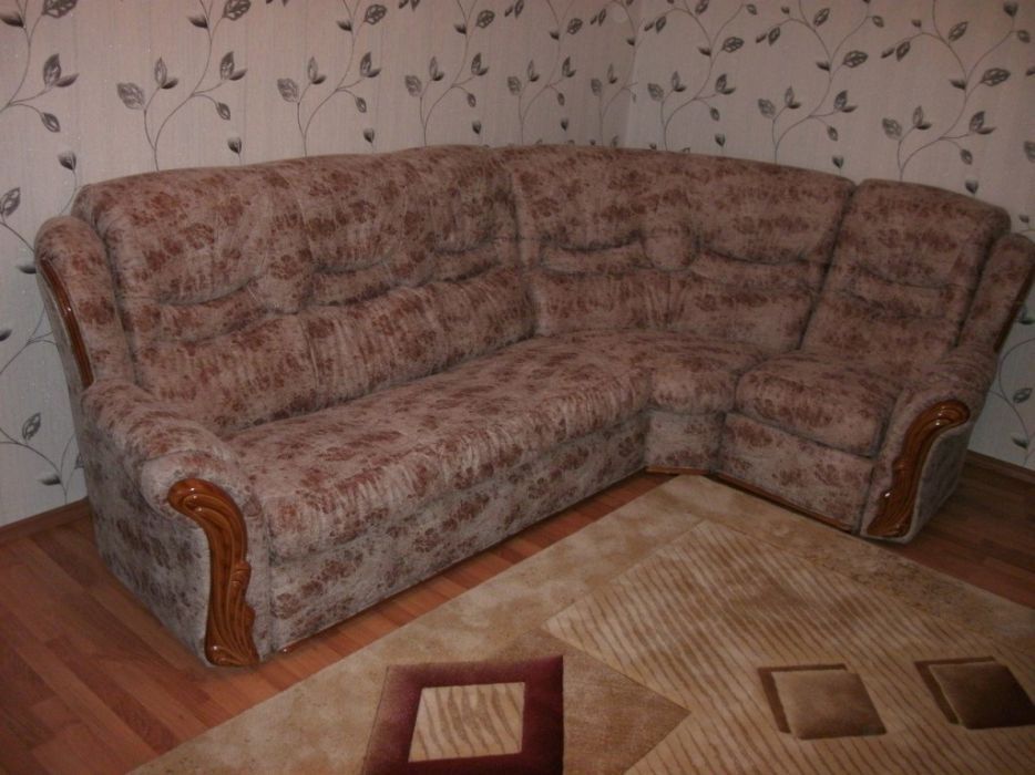 Перетяжка  ремонт мягкой мебели НА ДОМу